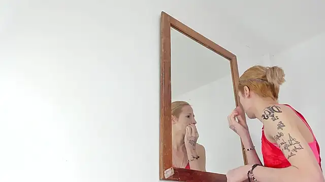 Snapshot of natacha_ferrer1 chatting on November 2025 11:35:01 AM natacha ferrer1 online show from November 2025 11:35:01 AM