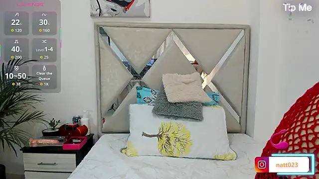 Snapshot of natacha_ferrer1 chatting on February 2026 12:46:02 PM natacha ferrer1 online show from February 2026 12:46:02 PM