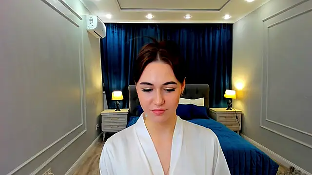 Snapshot of MakeYoueHappy chatting on November 2025 07:45:02 PM MakeYoueHappy online show from November 2025 07:45:02 PM