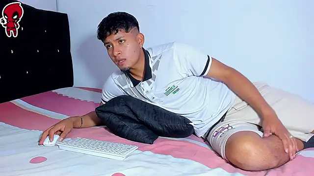 Dominic King online show from February 2026 01:42:01 AM