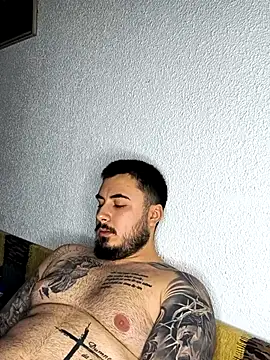 Snapshot of Tdm092 chatting on January 2026 02:14:02 AM Tdm092 online show from January 2026 02:14:02 AM