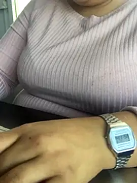 Snapshot of Evil_kitty6 chatting on December 2025 09:10:02 PM Evil kitty6 online show from December 2025 09:10:02 PM