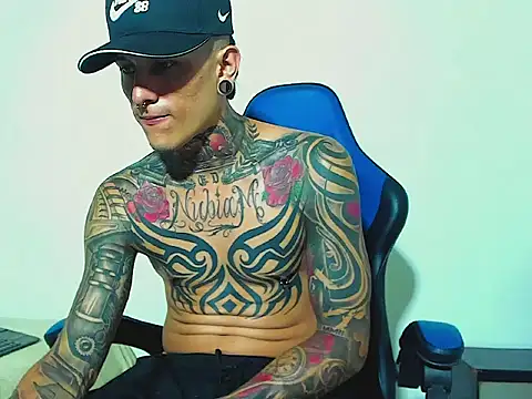 sexy men tatoo online show from November 2025 08:53:02 PM