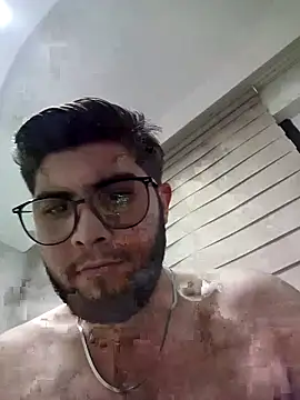 Snapshot of Mstfaavan64 chatting on February 2026 07:29:02 PM Mstfaavan64 online show from February 2026 07:29:02 PM