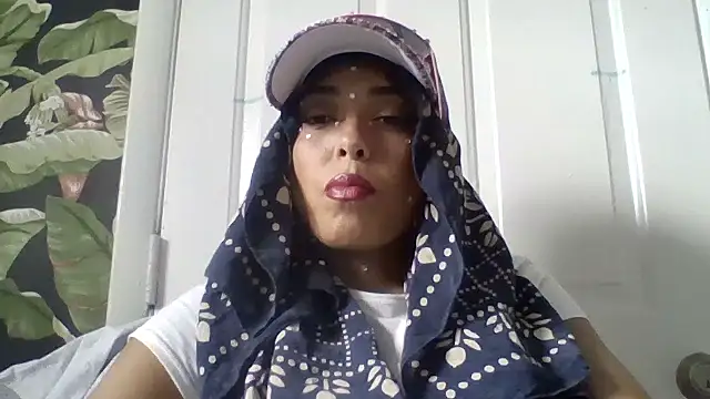 raveslavekandi online show from November 2025 08:09:02 PM