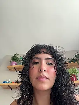 SugarTroubl33 online show from April 2026 02:37:01 PM