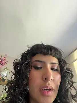 Snapshot of SugarTroubl33 chatting on June 2026 01:39:02 PM SugarTroubl33 online show from June 2026 01:39:02 PM
