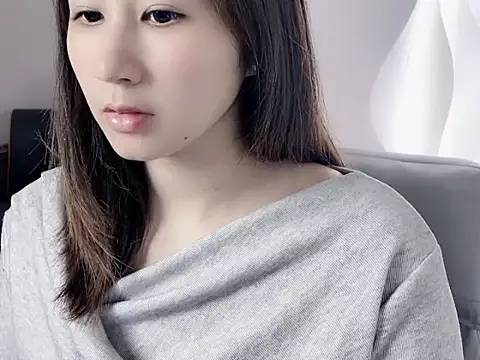 Snapshot of lvy-002 chatting on March 2026 05:00:02 AM lvy-002 online show from March 2026 05:00:02 AM