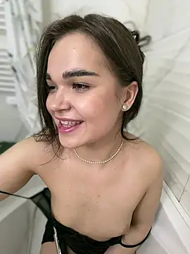 Snapshot of BabyShy- chatting on April 2026 02:51:02 AM BabyShy- online show from April 2026 02:51:02 AM