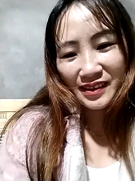 emini-xx online show from November 2025 03:00:02 PM