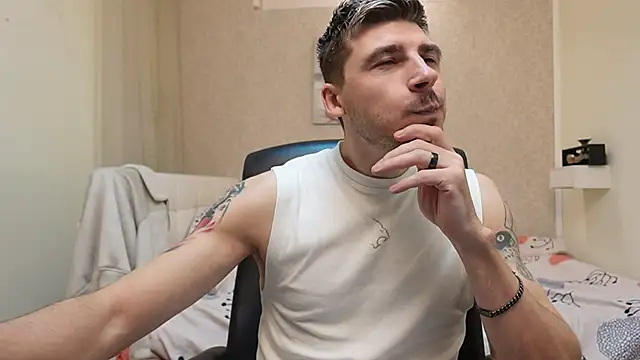  Alex Star online show from November 2025 05:19:01 AM