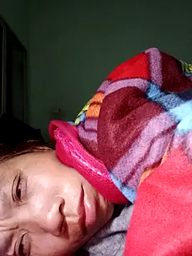 bella-la online show from January 2026 07:19:02 PM