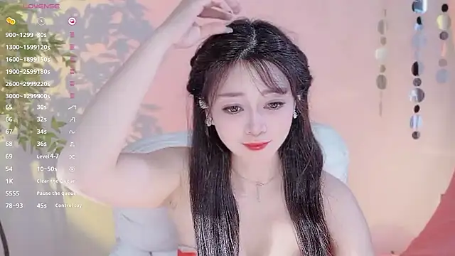 Yiluo95 online show from April 2026 04:31:02 PM