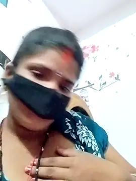 Snapshot of hot_couple_000 chatting on November 2025 01:44:01 PM hot couple 000 online show from November 2025 01:44:01 PM