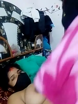 Snapshot of hot_couple_000 chatting on December 2025 09:36:02 AM hot couple 000 online show from December 2025 09:36:02 AM