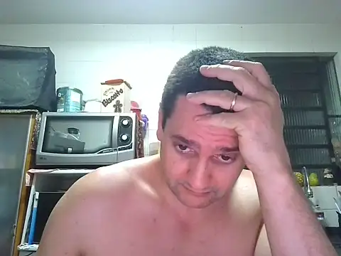 Snapshot of Alex-Naturista chatting on August 2026 01:15:01 AM Alex-Naturista online show from August 2026 01:15:01 AM