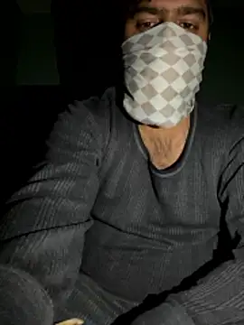 Snapshot of Vanshmahajann chatting on January 2026 04:33:02 PM Vanshmahajann online show from January 2026 04:33:02 PM