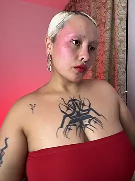 pinkbaddie777 online show from November 2025 04:25:02 AM