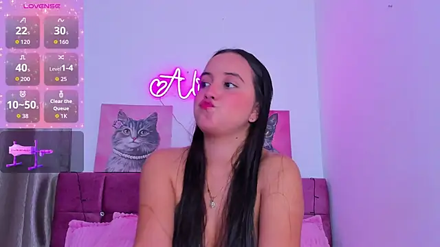 alissonsweet18 online show from May 2026 01:07:01 PM