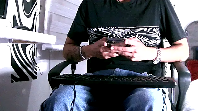 kai storm420 online show from October 2025 06:15:01 AM