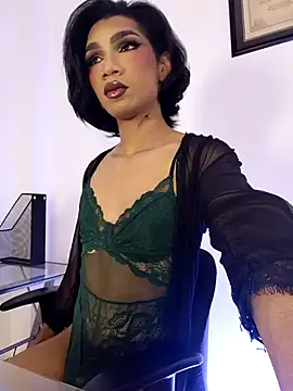 Snapshot of FernandaFox_ chatting on April 2026 03:51:01 AM FernandaFox online show from April 2026 03:51:01 AM