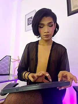 Snapshot of FernandaFox_ chatting on April 2026 03:37:02 AM FernandaFox online show from April 2026 03:37:02 AM