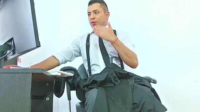 Mike Fetiche online show from January 2026 04:34:01 PM