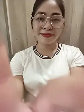 Bamboo-niee123 online show from May 2026 09:49:01 AM