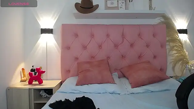 Snapshot of victoria_243 chatting on December 2025 05:55:02 AM victoria 243 online show from December 2025 05:55:02 AM