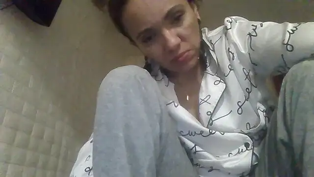 loveryvicky online show from February 2026 06:45:02 AM