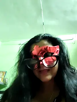 LOVE  RANI online show from April 2026 07:14:01 PM