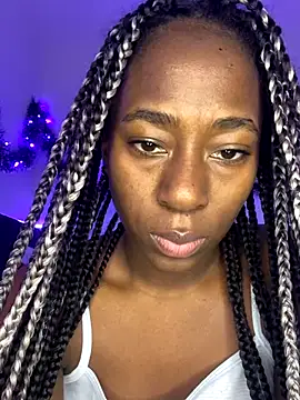 Snapshot of milarain chatting on December 2025 07:56:02 AM milarain online show from December 2025 07:56:02 AM