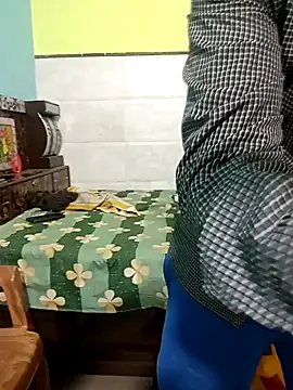 Snapshot of Sexy_ruhi02 chatting on November 2025 02:24:02 AM Sexy ruhi02 online show from November 2025 02:24:02 AM