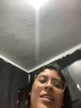 Snapshot of Jimenaa_ink chatting on November 2025 04:34:01 AM Jimenaa ink online show from November 2025 04:34:01 AM