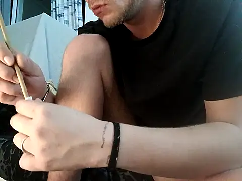 Snapshot of THOMMONSTER5299 chatting on November 2025 10:20:02 PM THOMMONSTER5299 online show from November 2025 10:20:02 PM