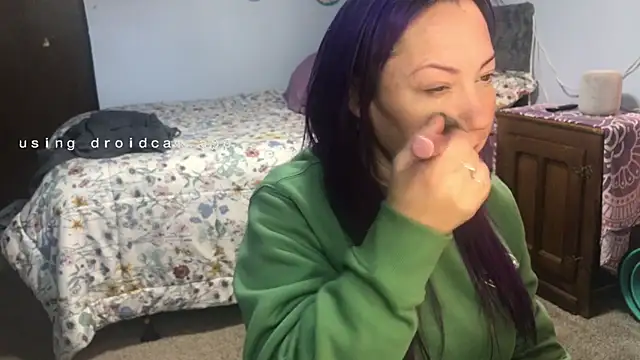 Snapshot of kristallic chatting on January 2026 05:48:01 PM kristallic online show from January 2026 05:48:01 PM