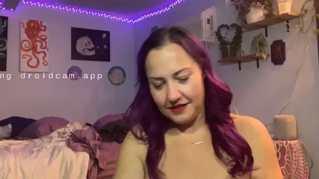 Snapshot of kristallic chatting on January 2026 03:12:02 AM kristallic online show from January 2026 03:12:02 AM