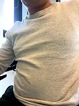 LeoBlaze13 online show from January 2026 08:33:01 PM