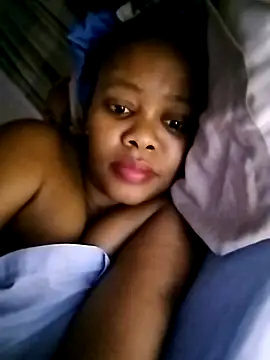 Fancy-Face26 online show from November 2025 10:25:01 PM