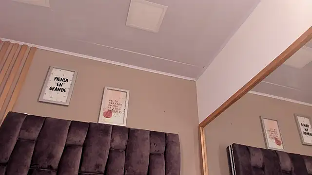 alana  ramos online show from November 2025 01:11:02 PM