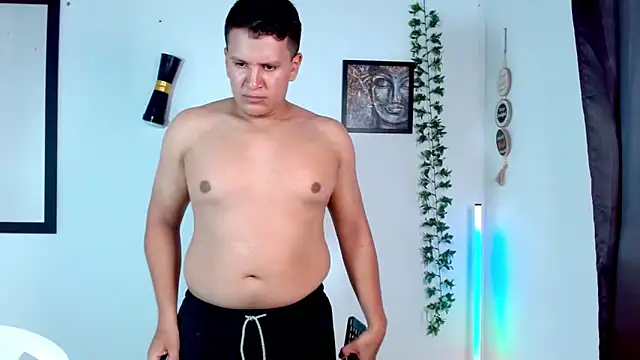 Mia sexylatin online show from March 2026 02:05:02 AM