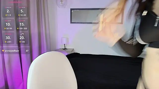 Snapshot of tokio_murakami chatting on November 2025 09:26:02 PM tokio murakami online show from November 2025 09:26:02 PM