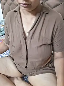 Snapshot of Naughty-Nancy chatting on July 2026 08:44:02 AM Naughty-Nancy online show from July 2026 08:44:02 AM