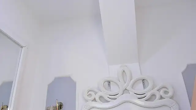 roxana scott1 online show from March 2026 03:36:01 AM