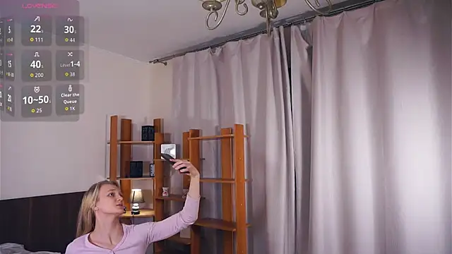 Snapshot of DierdreJacobsohn chatting on December 2025 06:30:02 AM DierdreJacobsohn online show from December 2025 06:30:02 AM