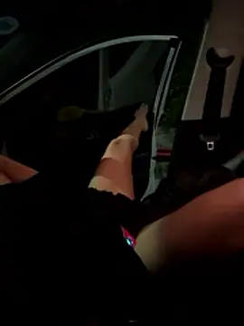 trinhvutrinh online show from January 2026 12:51:02 PM