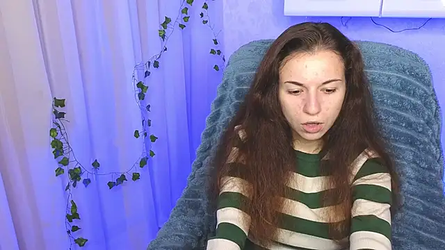 Snapshot of Ulyanix chatting on November 2025 04:29:02 AM Ulyanix online show from November 2025 04:29:02 AM