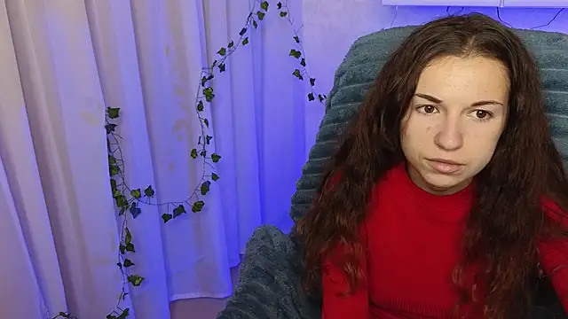 Snapshot of Ulyanix chatting on December 2025 04:55:01 AM Ulyanix online show from December 2025 04:55:01 AM