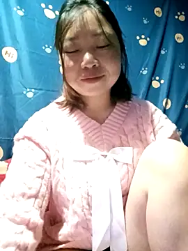 julybe online show from December 2025 11:03:02 PM