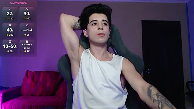 Yofukashii online show from December 2025 01:12:02 AM